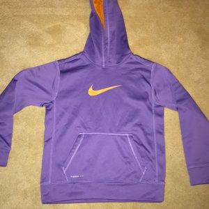 Nike Therma-Fit sweatshirt